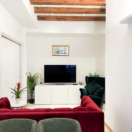 Lovro & Lena Apartment *