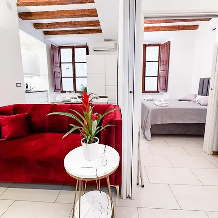 Lovro & Lena Apartment